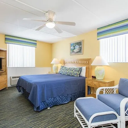Fantasy Island - Daytona Beach Shores Aparthotel Exterior photo